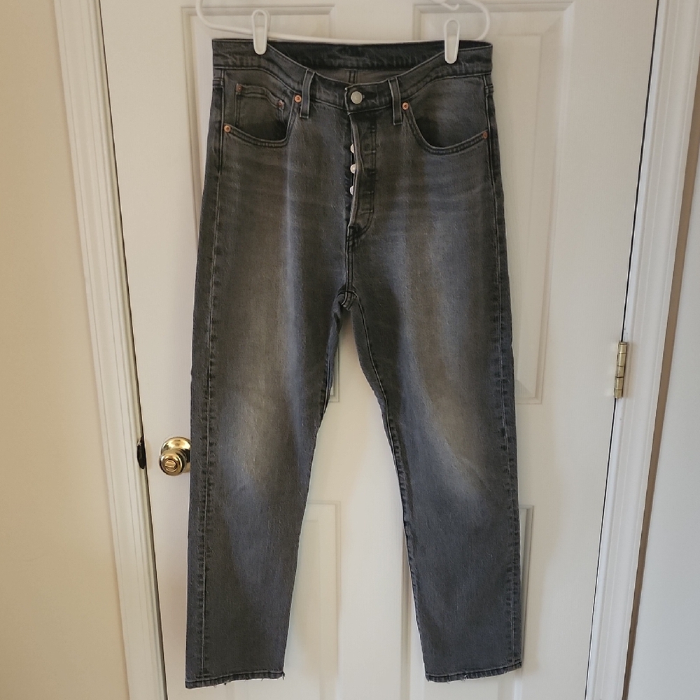 Levi's Women's Charcoal Black Straight Jeans